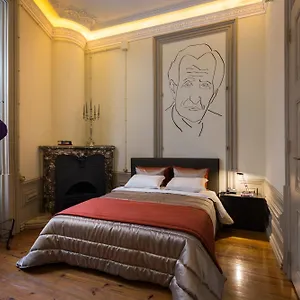  Hostal Serenata & Portugal